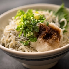 釜揚げしらす丼