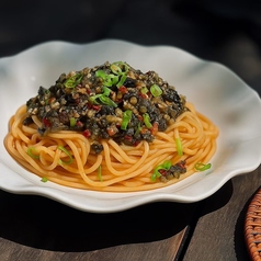 ピータンソースの ピリ辛和え麺(1人前)