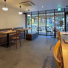 とろけるハンバーグ 福よし 名古屋八事店の雰囲気1