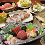 仙台名物牛タンや旬の味覚を集めた亜門コースは5000円（税別）銘々で接待やおもてなしにもピッタリ。