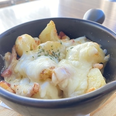 ベーコンポテトチーズ焼き