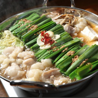 選べる3種の鍋で季節問わず楽しめる