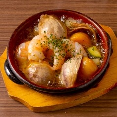 海老と香味野菜のアヒージョ