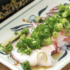 たこ刺し(ごま油・ねぎ・レモン)