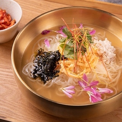 みぞれ仕立ての柚子冷麺