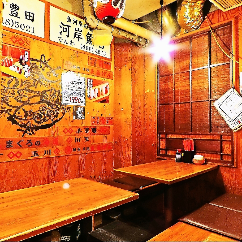 貸切気分を味わえる掘りごたつ席。リラックスしてお食事をお楽しみください◎