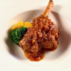 ラムシャンクのブレゼと温野菜