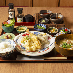 鱚と夏野菜のご馳走天ぷら御膳