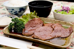 ビーフフィレのテリヤキ定食