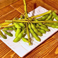 八尾産 枝付き黒枝豆の炭炙り焼き