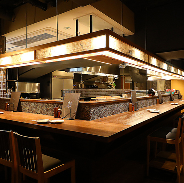 串焼BISTRO 福みみ 銀座6の雰囲気1