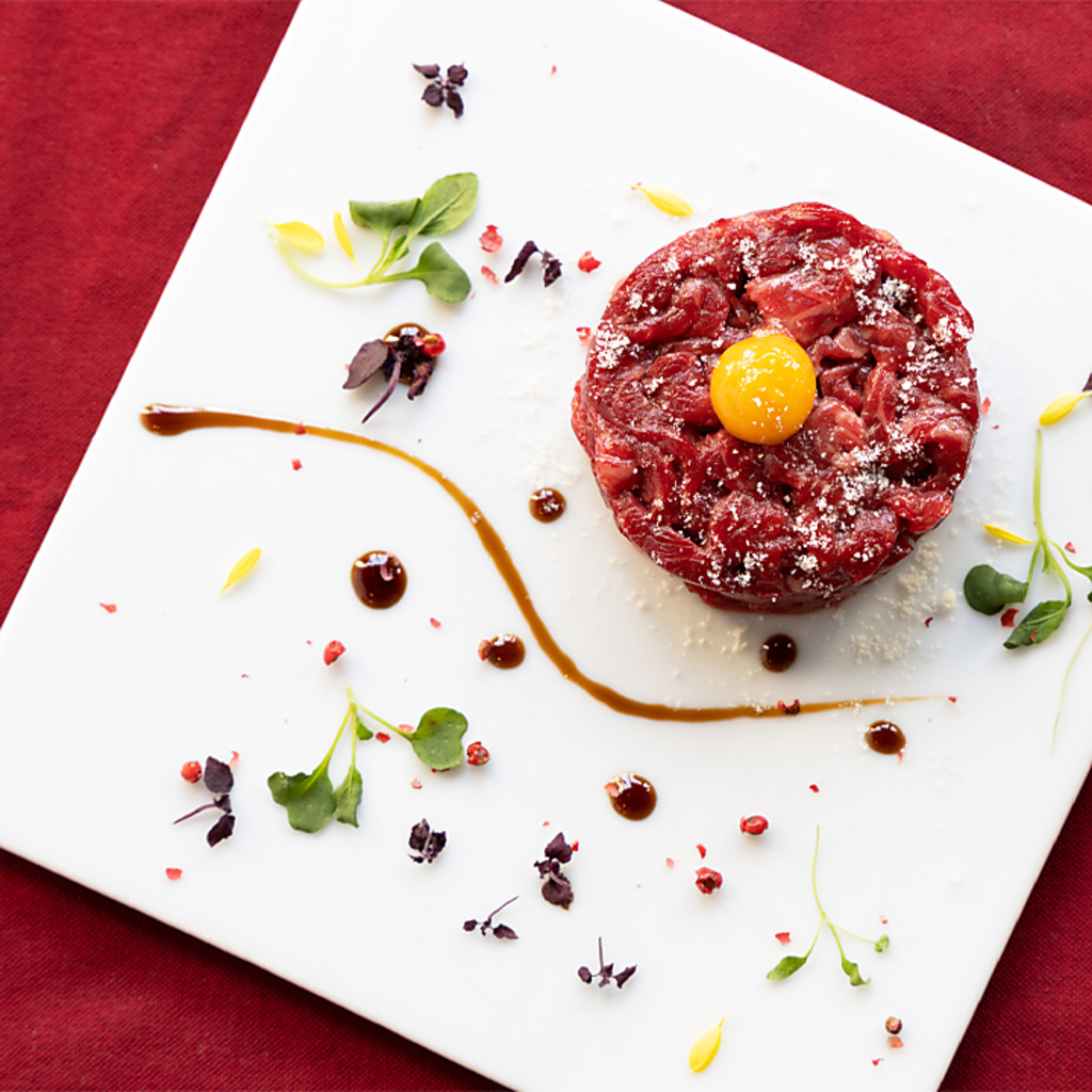 料理長が腕を振るう創作メニューの数々。　#伏見駅 #錦 #個室 #肉 #チーズ