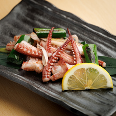 スルメイカのゲソ葱バター炒め