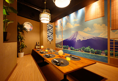 【六本木×個室居酒屋】六本木での少人数様での女子会やママ会などのしっぽり飲み会に♪和情緒溢れる完全個室でしゃぶしゃぶ飲み放題コースはいかがでしょうか？その他、最大3時間飲み放題付宴会コースは3480円(税抜)～各種♪六本木の居酒屋の中でも人気の完全個室居酒屋九州料理さつきをぜひご利用ください♪個室居酒屋