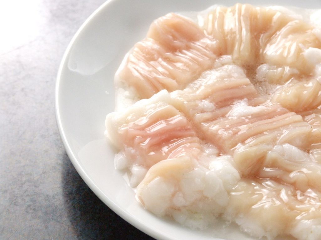 鮮度にこだわっているホルモンは臭みがまったくなく独特の食感が楽しめます。