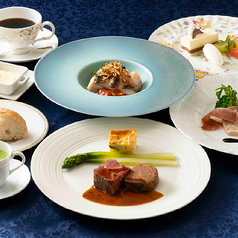 東京ベイ クルージングレストラン シンフォニークルーズのコース写真