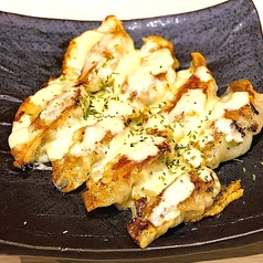 【とろとろ~り】 チーズ焼き餃子♪
