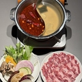 料理メニュー写真&nbsp;火鍋セット(国産豚バラ×旬野菜盛り合わせ)