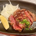 料理メニュー写真&nbsp;名物！一味も二味も違う厚切り牛タンステーキ＆ライスセット