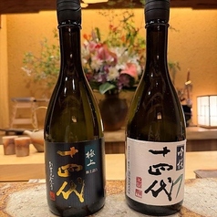 日本酒は常時10種類以上ご用意しております。