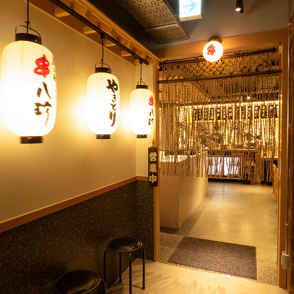 焼き鳥と鶏だしおでん！(^^♪　昼から飲めるのもうれしい！