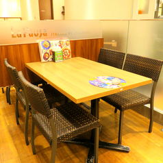 ラパウザ La Pausa アトレ川崎店の雰囲気1