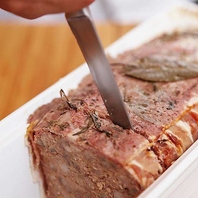 熟成と職人技が織りなす至福の味わい