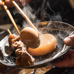 心も体も温まるおでん食べ放題♪出汁が染みた絶品ネタを好きなだけ！※日本酒飲み放題注文の方のみの写真