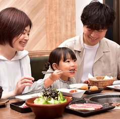 子供から大人まで楽しめる食べ放題3058円(税込)～