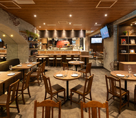 安心できるあたたかな店内で会話も弾む♪