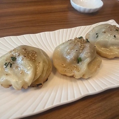 上海ワンタンと貴州紅酸湯の店 山野のおすすめ料理1