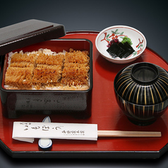 鱧(はも)重 (期間限定 6月~9月中旬)