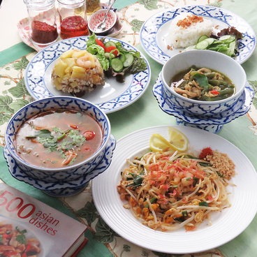 タイ料理　トムヤムクンのおすすめ料理1