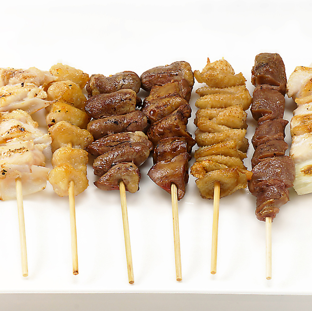 【リーズナブルに楽しむなら】串焼きメニュー220円(税込)～と種類豊富ご用意あります！