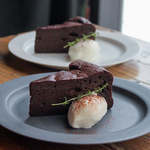 生チョコ仕立てのガトーショコラ