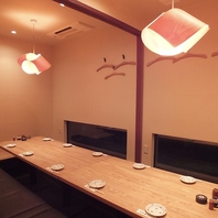 少人数から各種ご宴会まで、純和風の個室をご用意