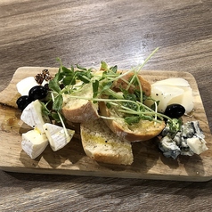 4種のチーズの盛り合わせ