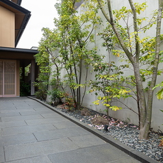 蟹と河豚 焔 HOMURA 湯田温泉店の外観3