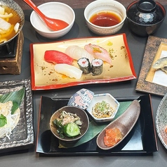 回転寿し 仁のコース写真