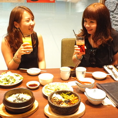 【韓国料理で楽しい宴会を】女性に大人気のメニュー『チーズタッカルビ』をコースでもアラカルトでも楽しめます。