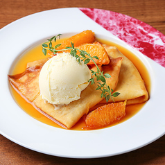 ルビーグレープフルーツのクレープシュゼット　～バニラアイス添え～