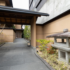 蟹と河豚 焔 HOMURA 湯田温泉店の外観2