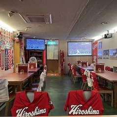 当店はスポーツ観戦が楽しめる居酒屋です！隣との席間隔が広く、ゆったりとしたスペースで仲間と一緒に盛り上がることができます。大画面での試合観戦を楽しみながら、美味しい料理とお酒で特別なひとときをお過ごしください。