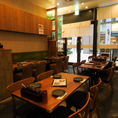 当店は25名様から店舗の貸切を承っており、最大34名様までの大規模な忘年会に大変おすすめです！京橋駅直結で幹事様も安心の好アクセス◎完全なプライベート空間で、絶品の鶏料理と豊富な飲み放題メニューを味わう一体感のある貸切宴会を心ゆくまでご満喫いただけます。日程やご予算など、まずはお気軽にご相談ください！ &nbsp;
