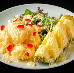 エビマヨ　パイナップル添え