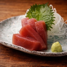 まぐろ刺/サーモン刺/タコ刺/帆立刺/海老刺/炙り〆鯖
