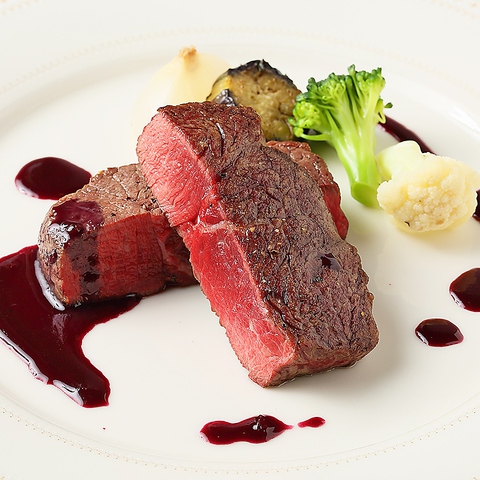 Bistro un Son �r�X�g���A���\��