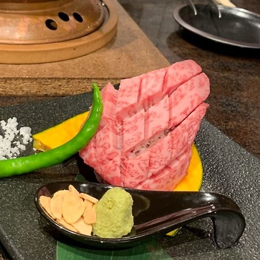 焼き肉家 益市 炭 八条口のおすすめ料理1