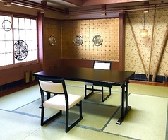 お部屋でお食事ができますので、お子様連れでも安心です♪（お席はおまかせとなりますが、お座敷　イステーブル席ご指定がございましたら、直接店舗にご希望をお申し出ください）