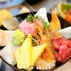 厳選10種の三陸海鮮丼